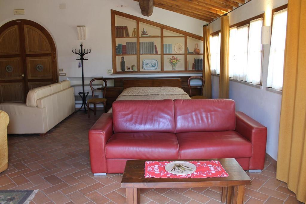 Agriturismo Signorini Orciatico Екстериор снимка